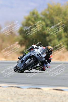 media/May-15-2022-SoCal Trackdays (Sun) [[33a09aef31]]/Turn 7 (1145am)/